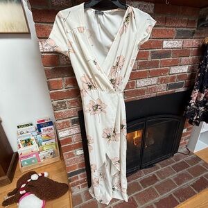 Elegant Floral Wrap Maxi Dress